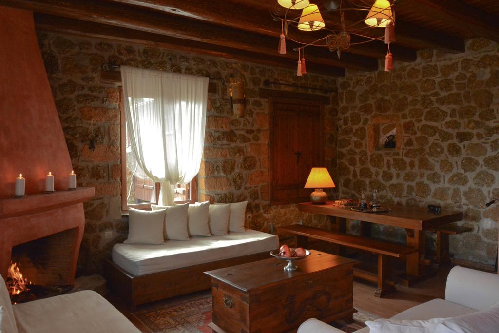 Nymfes Guesthouse Synikia Mesi Trikalon المظهر الخارجي الصورة